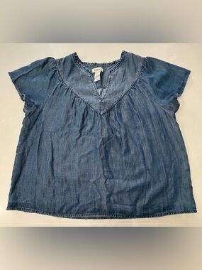 Ariat Indigo Chambray V-Neck Tunic Top